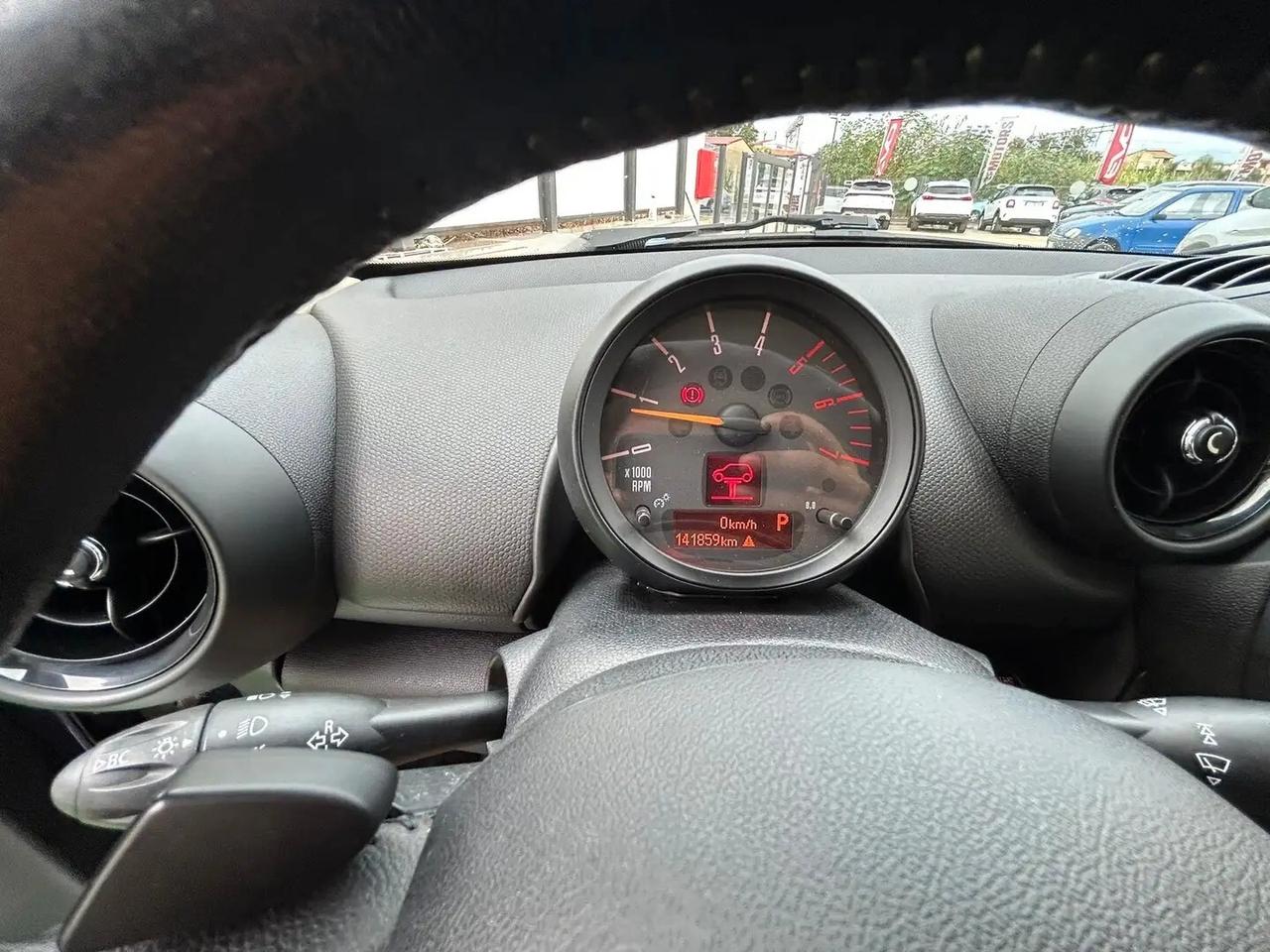 Mini Cooper D Countryman 2.0 Business Automatica