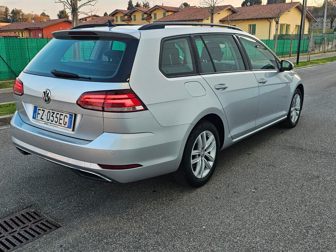 Volkswagen Golf Variant 2.0 diesel