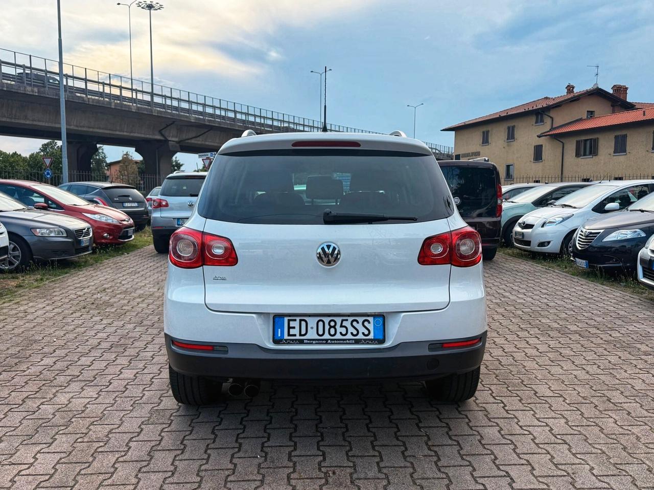 Volkswagen Tiguan 2.0 TDI DPF 4MOTION DSG Sport & Style