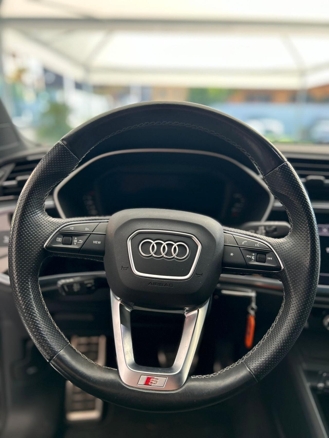 Audi Q3 SPB 35 2.0 diesel 150 cv TDI S tronic line edition
