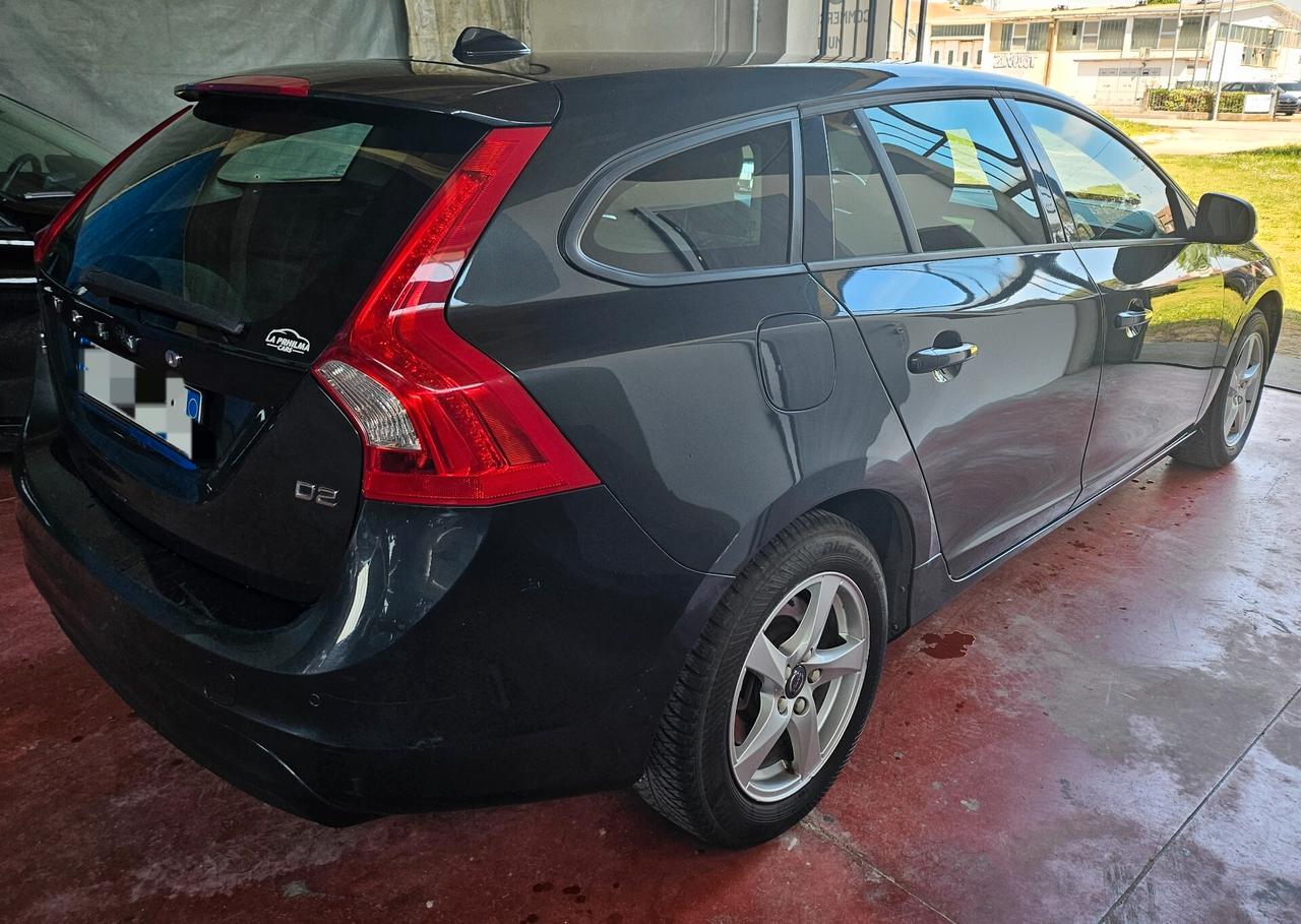 Volvo V60 D2 1.6 Kinetic