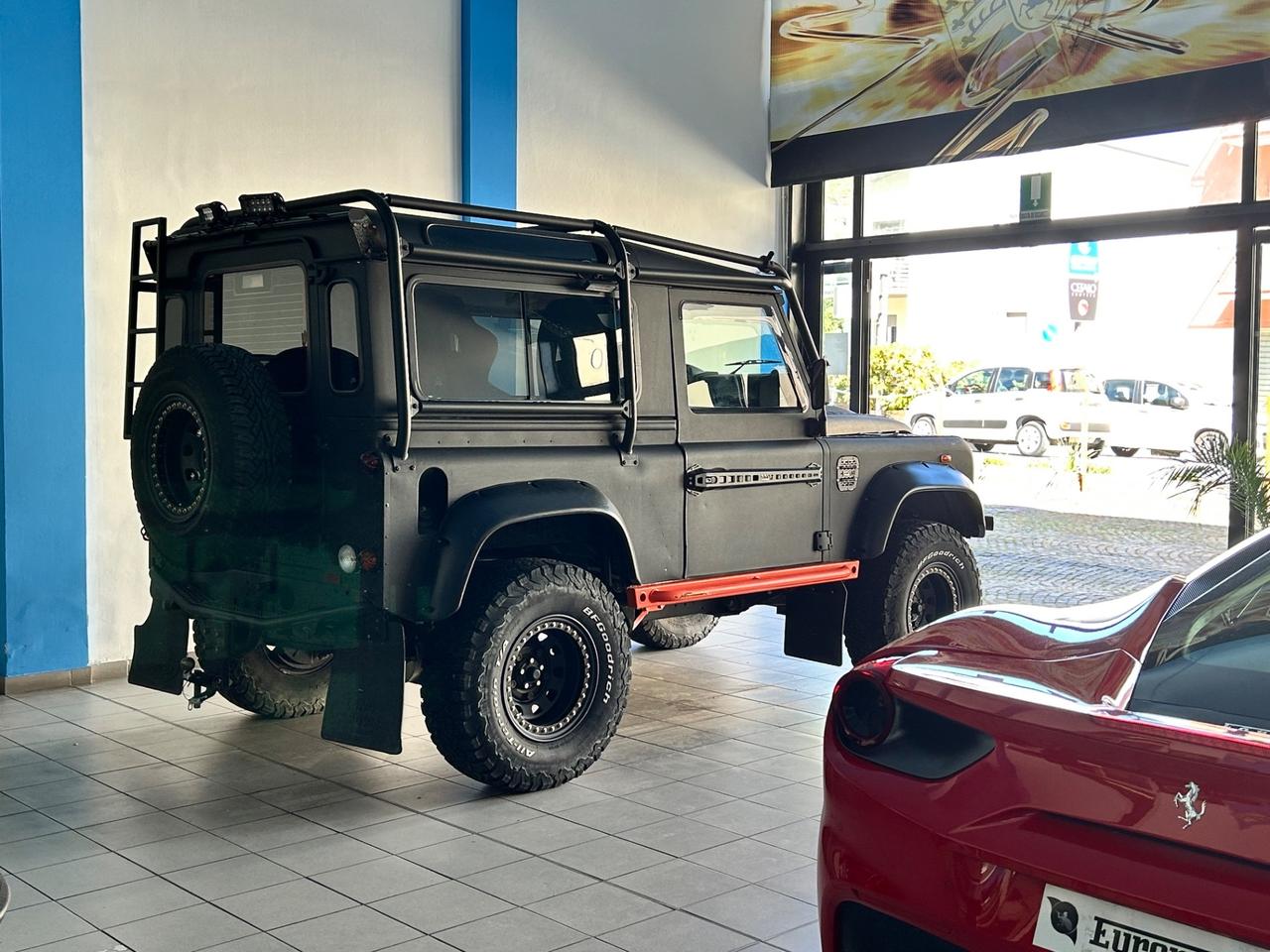 Land Rover Defender 90 2.2 TD4 Station Wagon N1