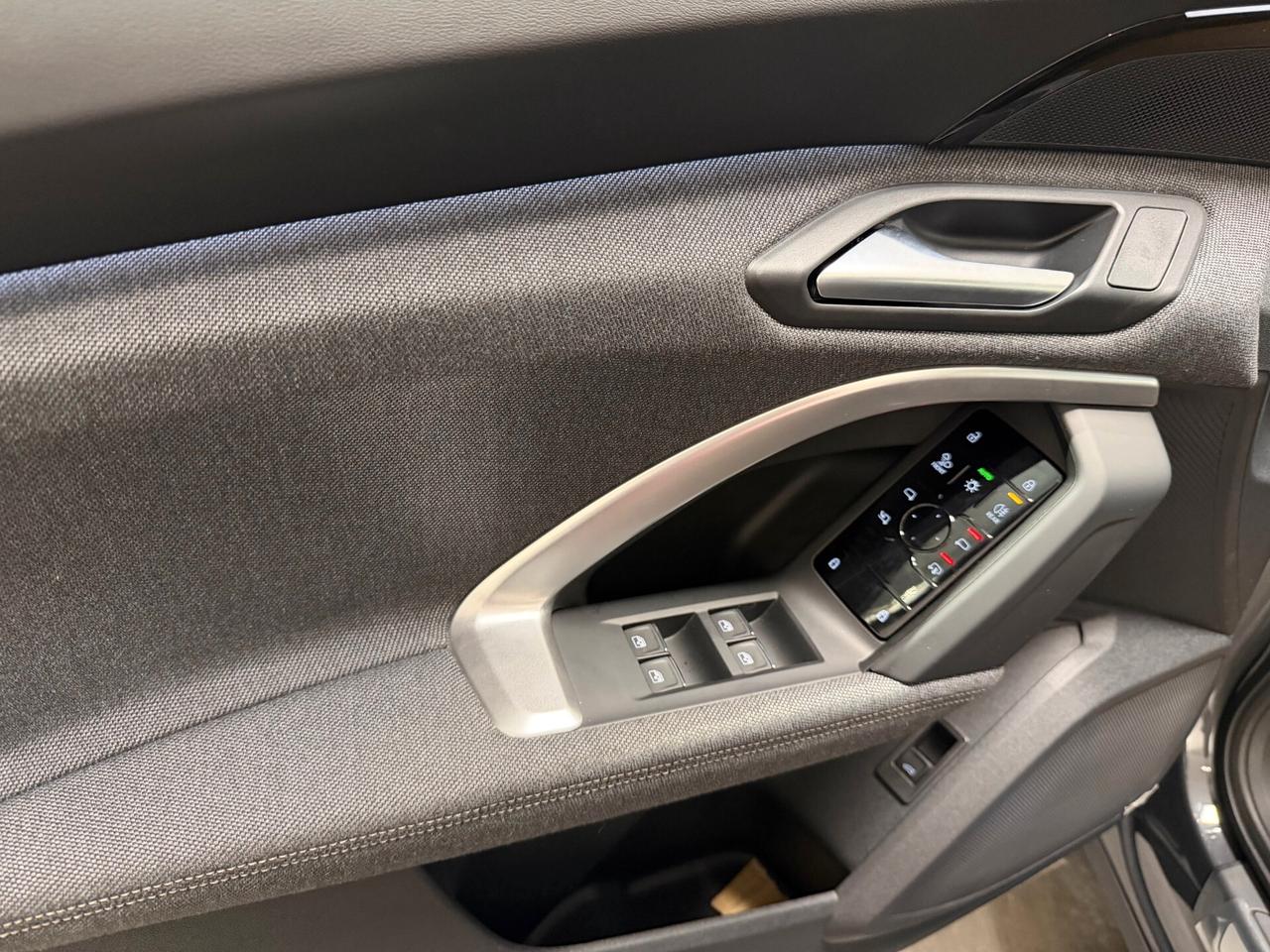 Audi Q5 SPB TDi 150 kW mHEV+ S tronic quattro line edition