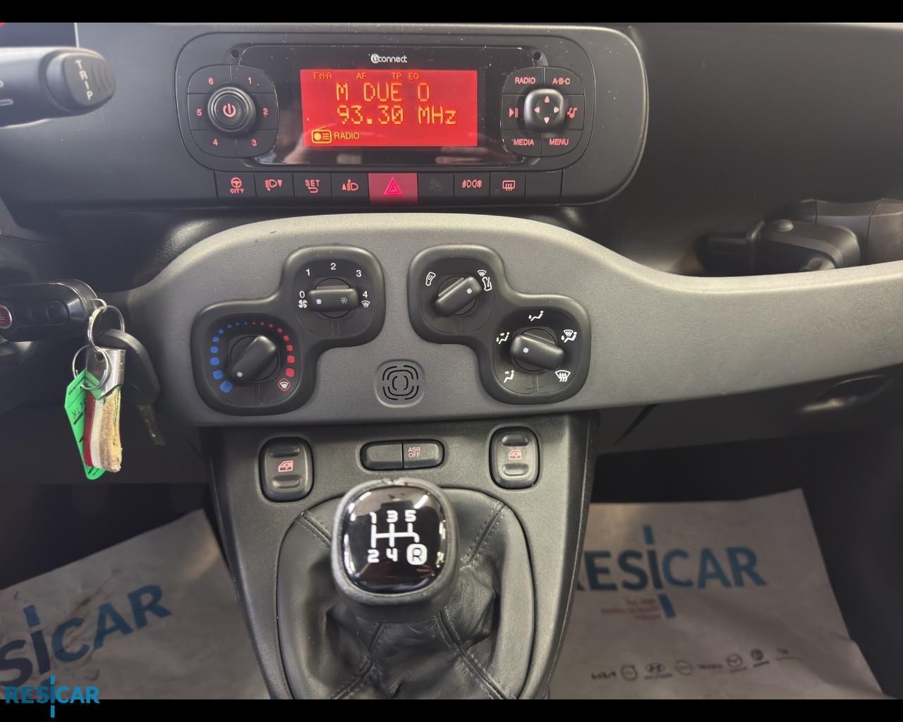 FIAT Panda 1.2 Lounge 69cv IDONEA NEOPATENTATO