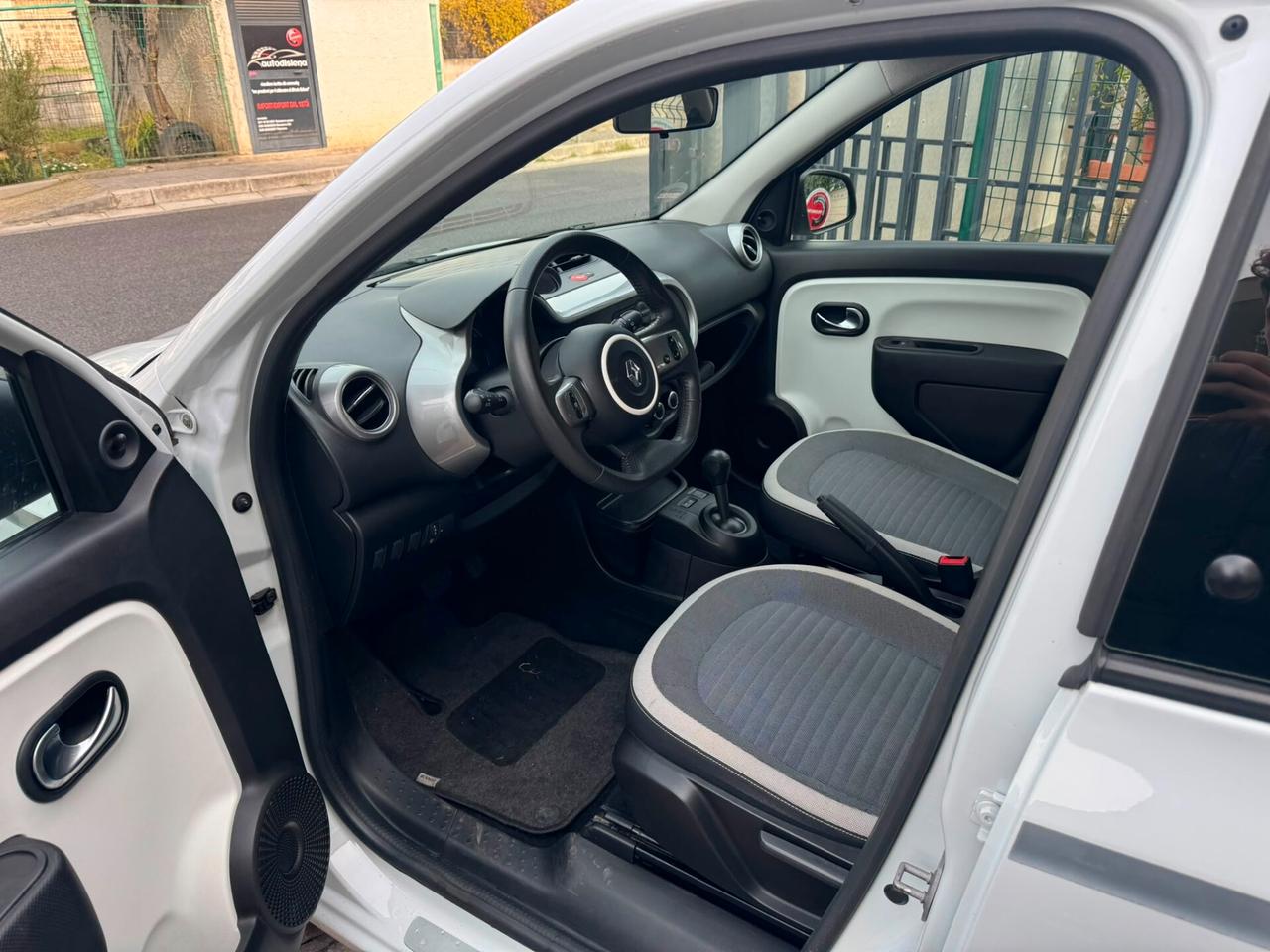 Renault Twingo SCe EDC Zen