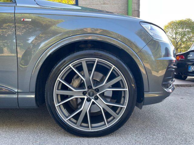 AUDI Q7 3.0 TDI 272CV S-LINE 7 POSTI QUATTRO TIPTRONIC
