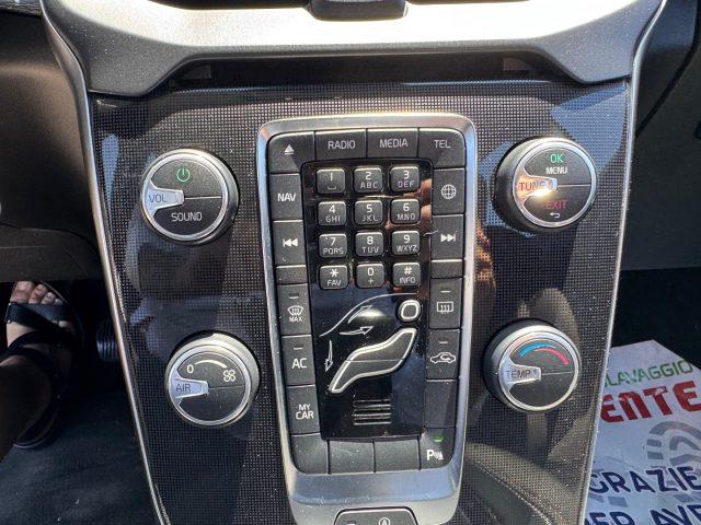 VOLVO V40 Cross Country D2 Style Plus