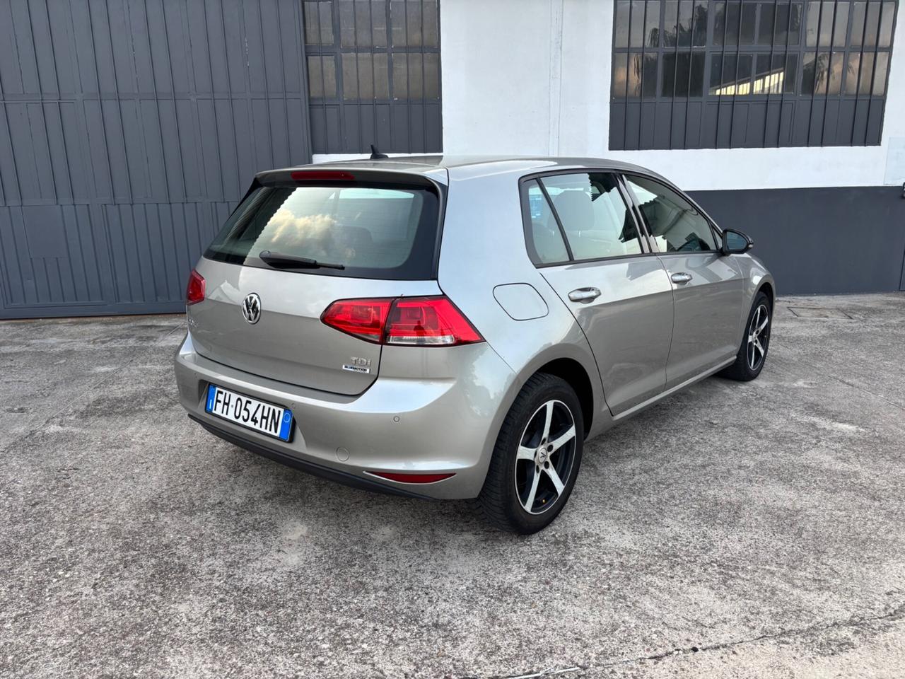 Volkswagen Golf 1.6 TDI. (EURO6-B) garanzia