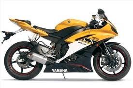 YAMAHA 600