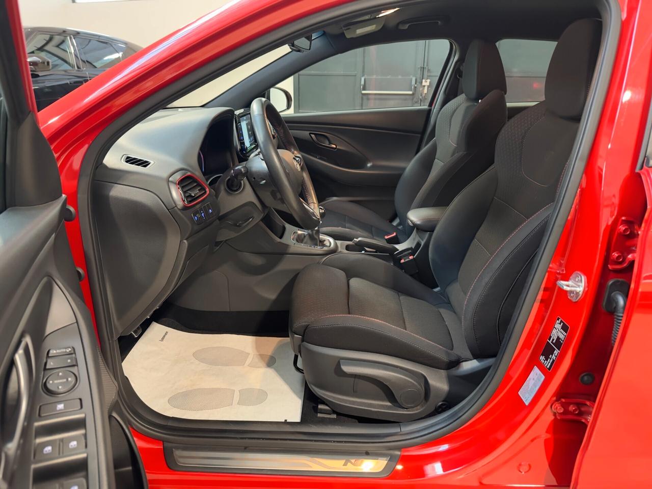 Hyundai i30 Fastback 2.0 T-GDI 275 CV N Performance - UNICOPROP.