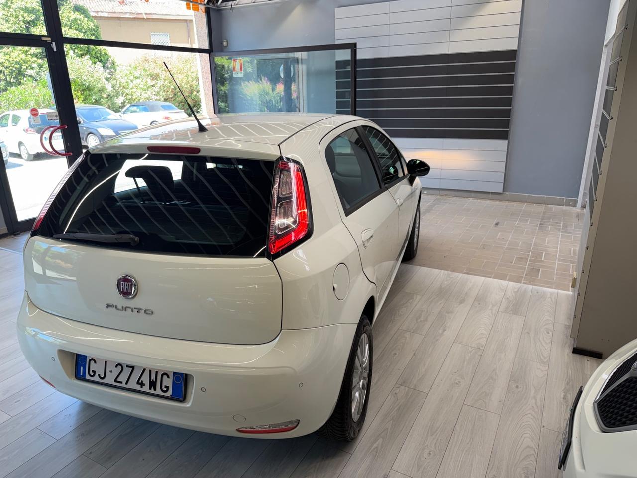 Fiat Punto 1.4 8V 5 porte Natural Power Lounge