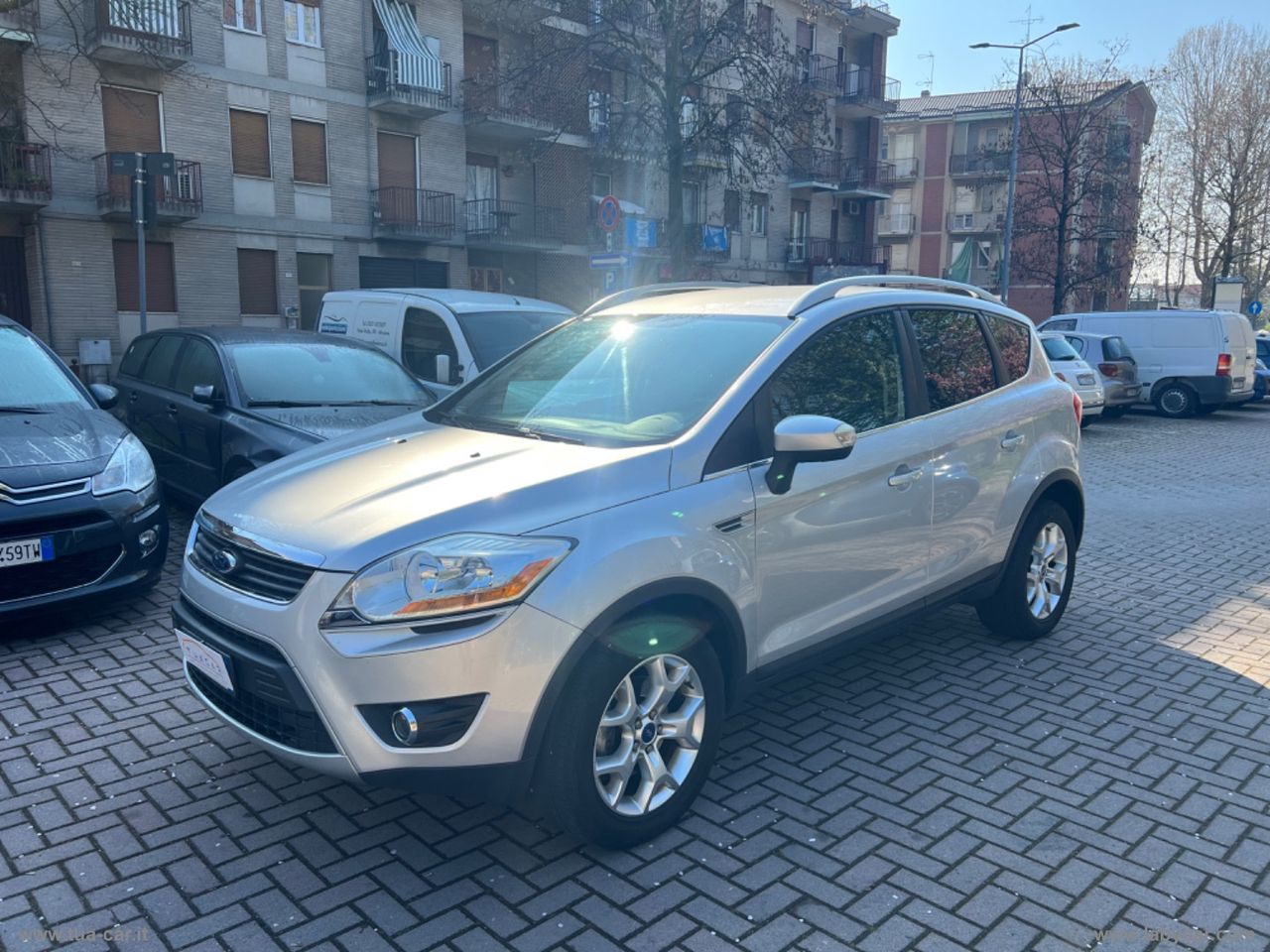 FORD Kuga 2.0 TDCi 140 CV 2WD Titanium