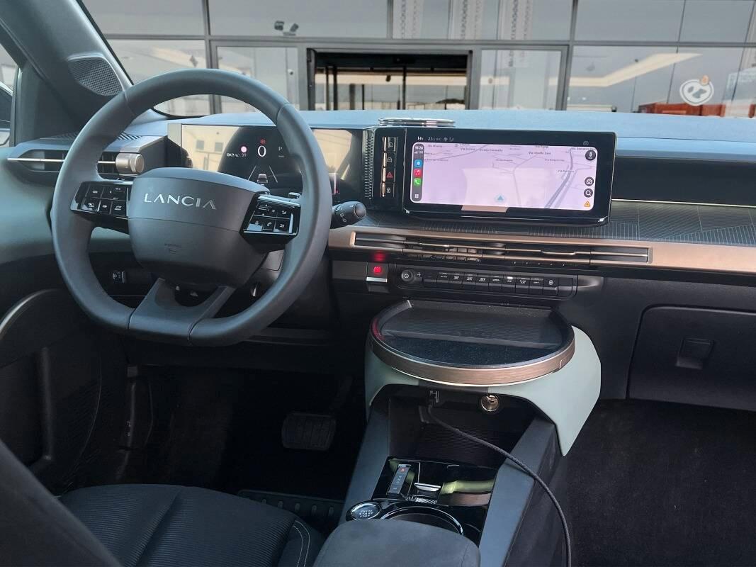 Lancia Ypsilon 1.2 mhev 110cv e-dct Con NAVIGATORE