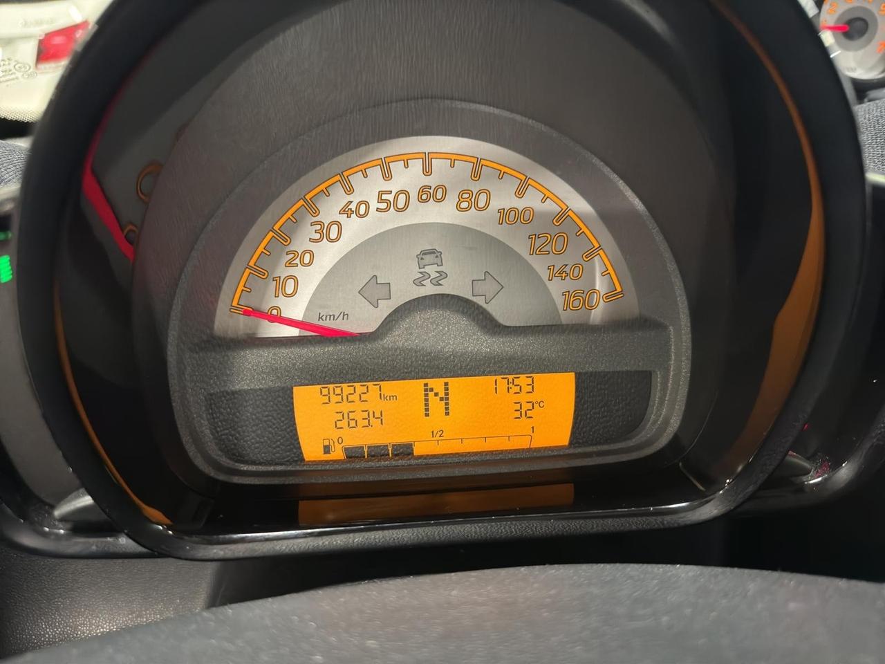 Smart ForTwo 1000 52 kW MHD coupé passion