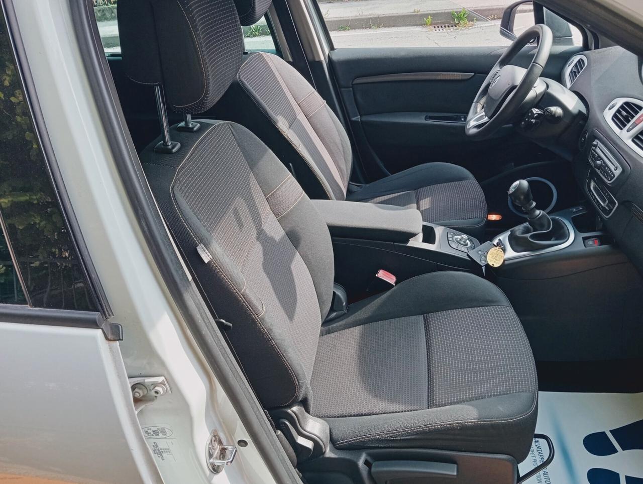 Renault Scenic Scénic X-Mod 1.5 dCi 110CV Dynamique