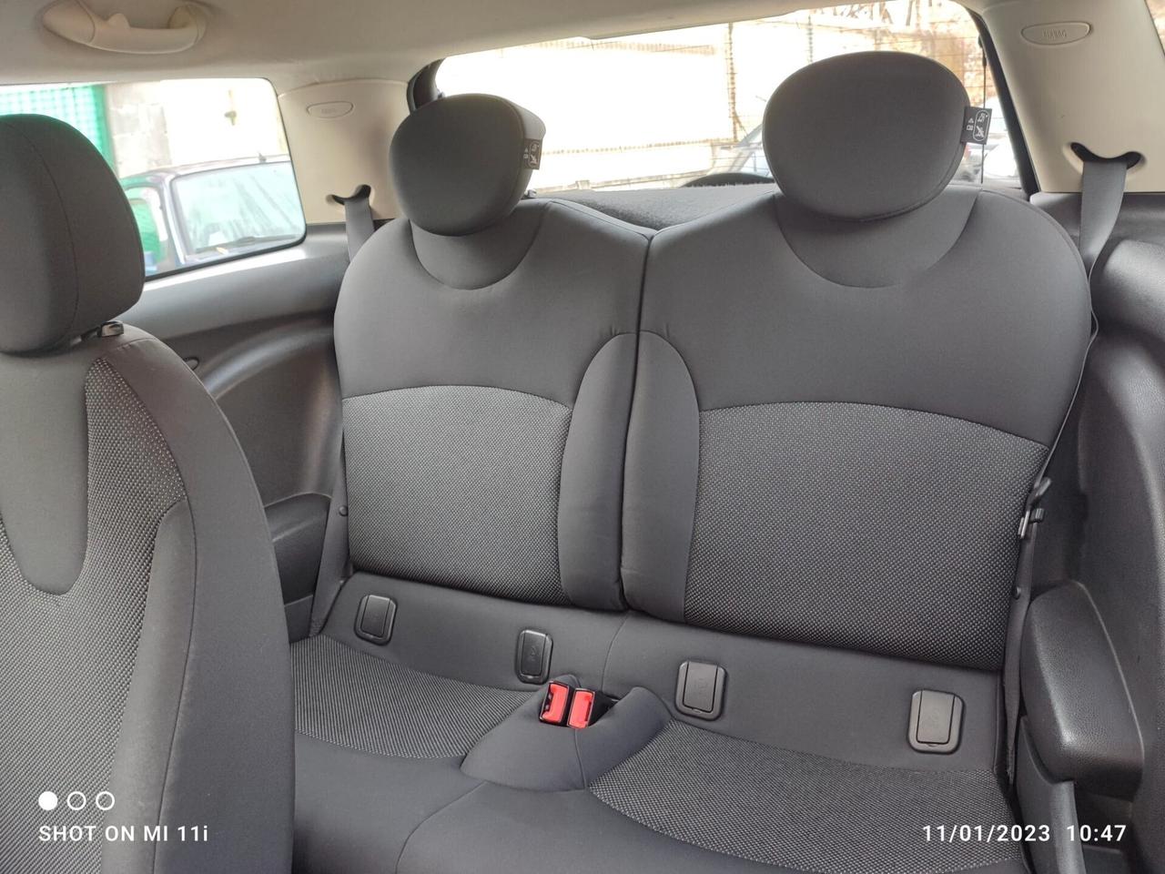 Mini Mini 1.6 16V Cooper D