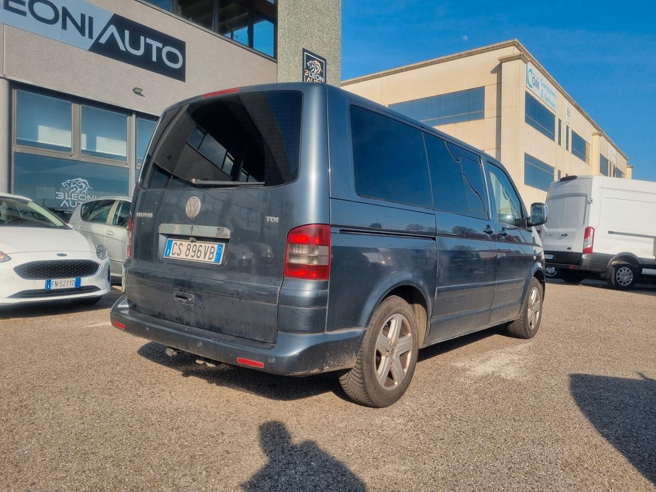VOLKSWAGEN MULTIVAN 2.5 TDI 130CV COMFORTLINE