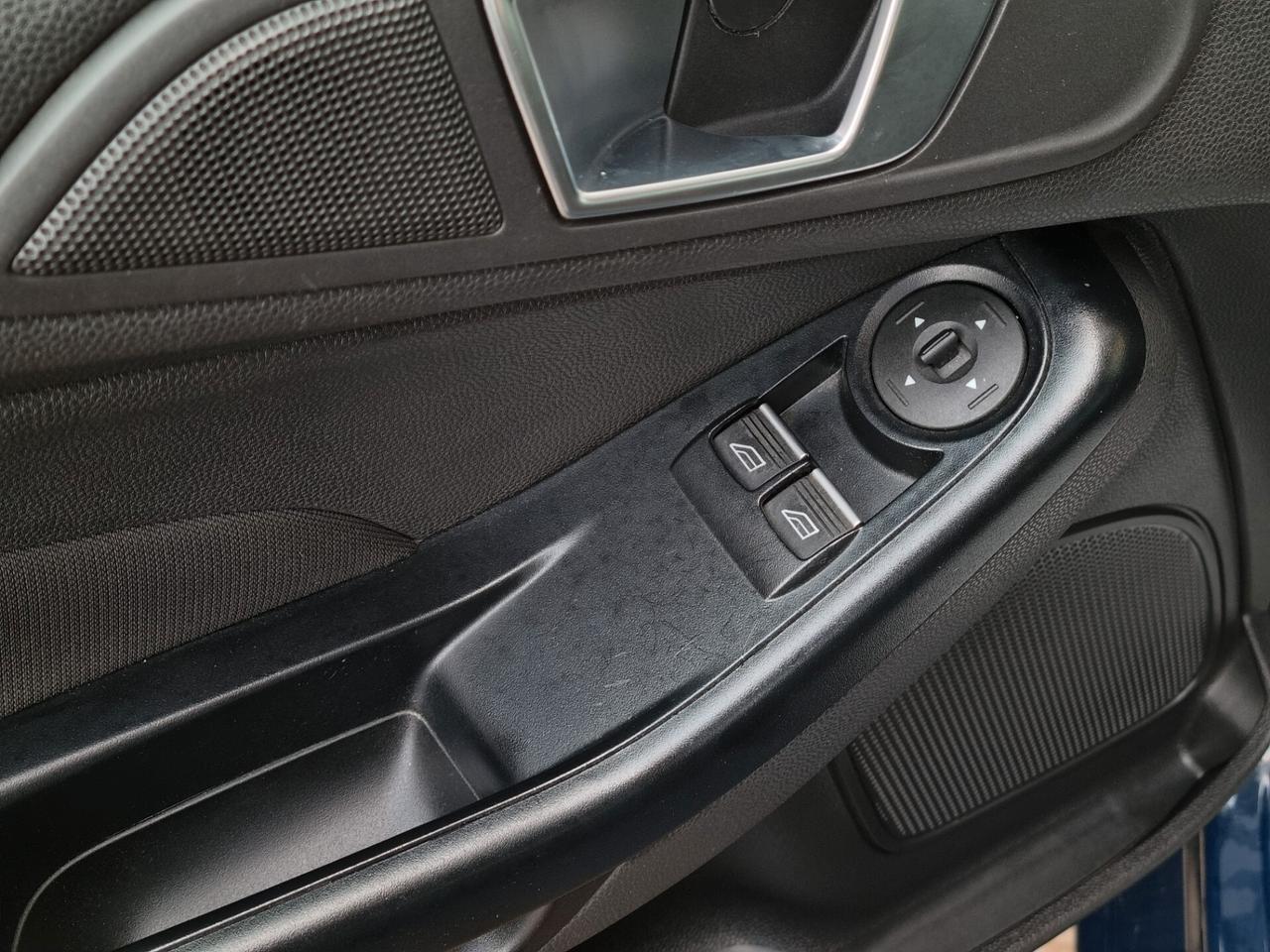 Ford Fiesta 1.2 60CV 5 porte