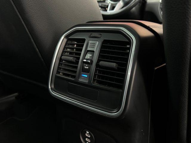 PORSCHE Macan 3.0 S