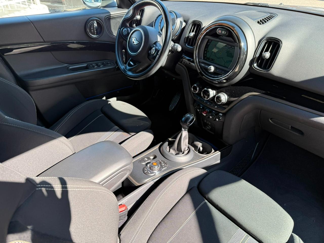 Mini 2.0 Cooper SD Hype Countryman Automatica