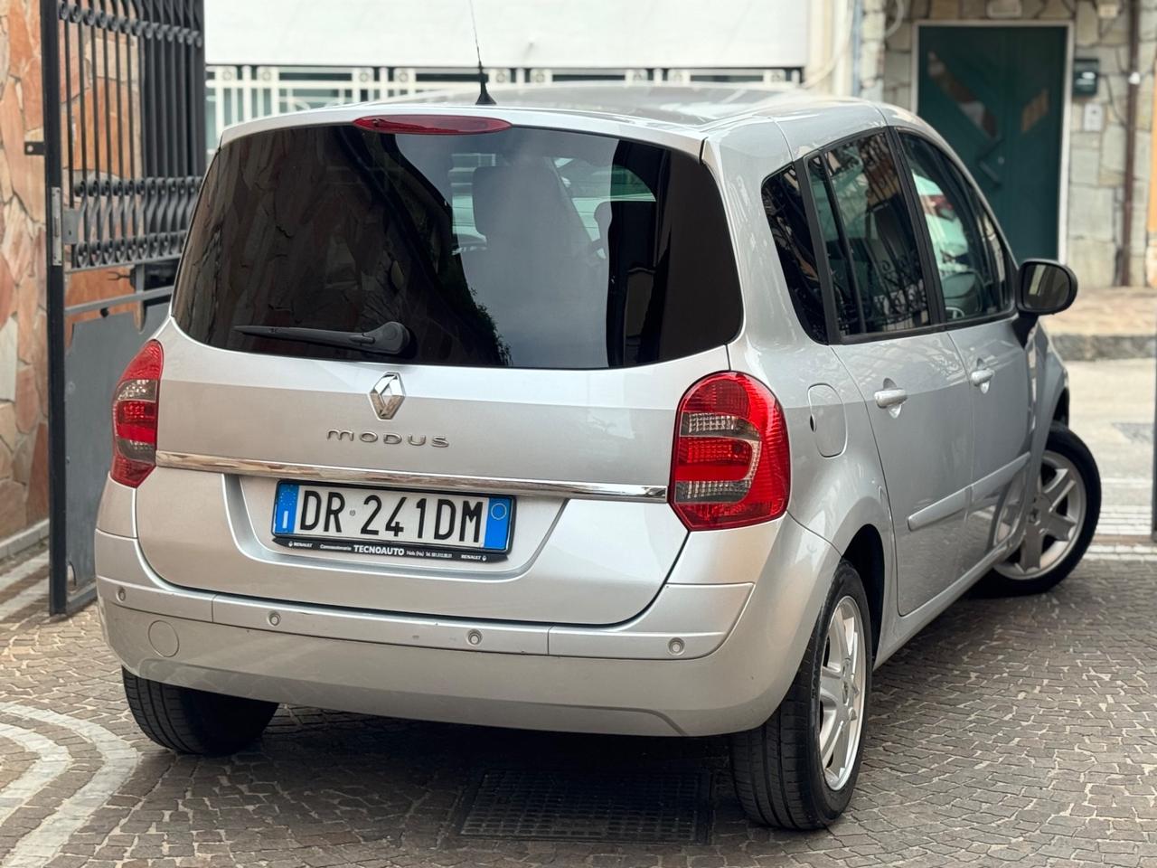 Renault Modus Grand 1.5 dCi 105CV Dynamique