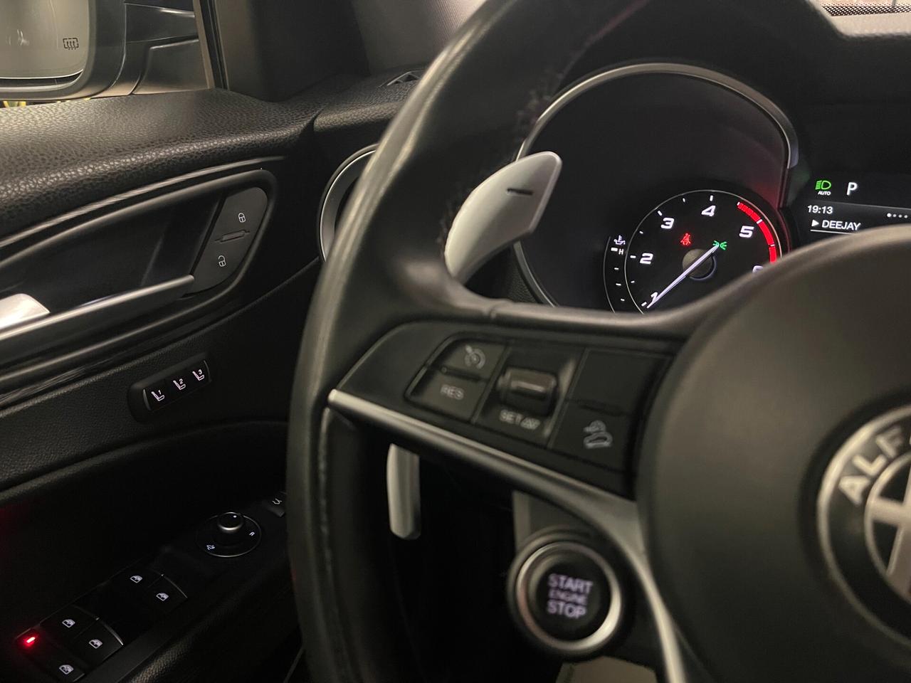 Alfa Romeo Stelvio 2.2 Turbodiesel 210cv AT8 Q4 Executive