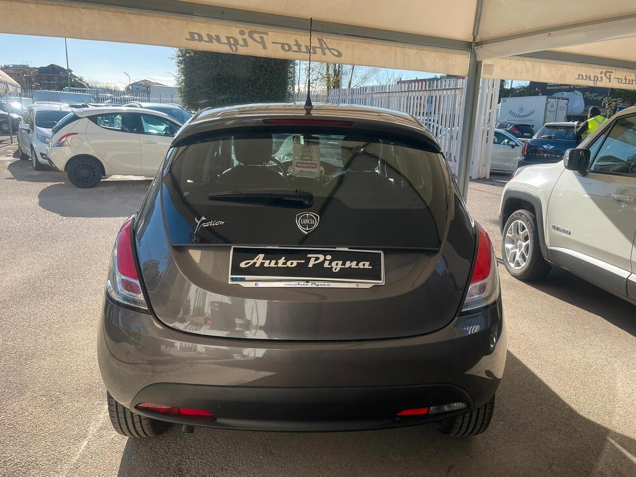 Lancia Ypsilon 0.9 TwinAir 85 CV Platinum automatica