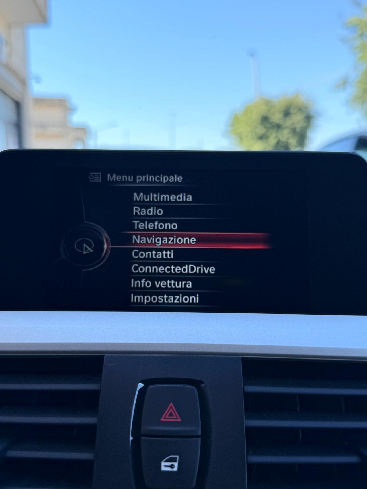 Bmw 320 d Touring Business auto NAVI,LED,BLUETOOTH,ANDROID AUTO,SENSORI DI PACHEGGIO,KM CERTIFICATI!