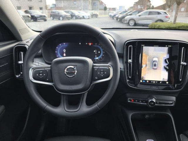 VOLVO XC40 B4 AWD automatico Ultimate Dark