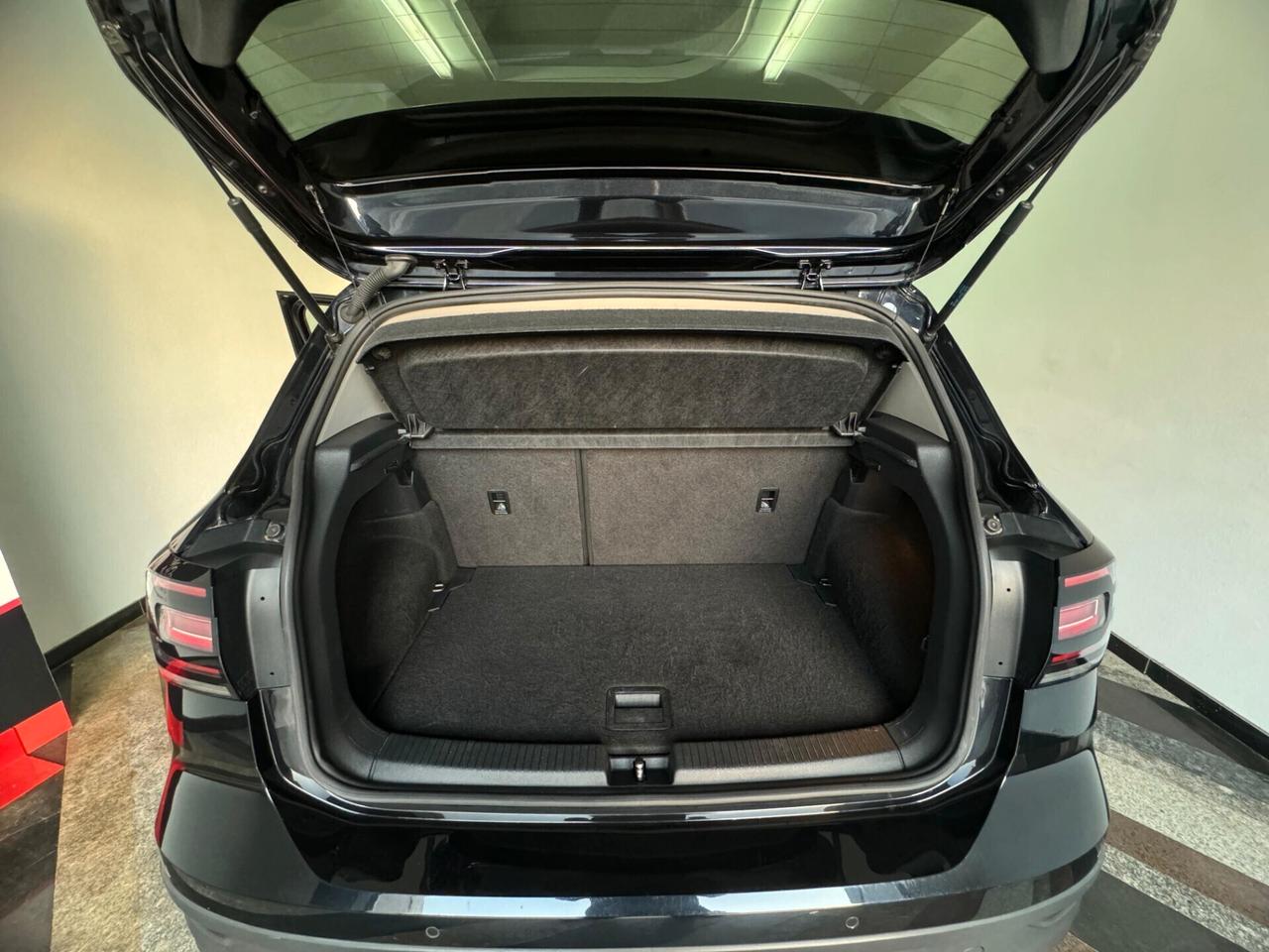 Volkswagen T-Cross 1.6 TDI DSG SCR Style BMT