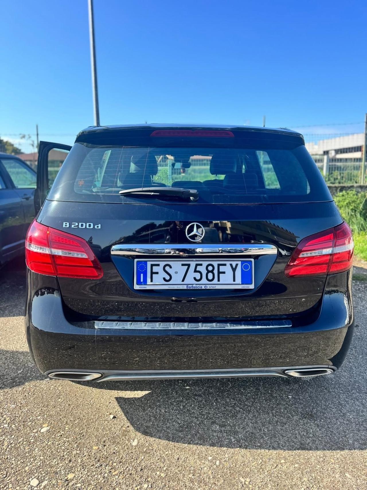 Mercedes-benz B 200