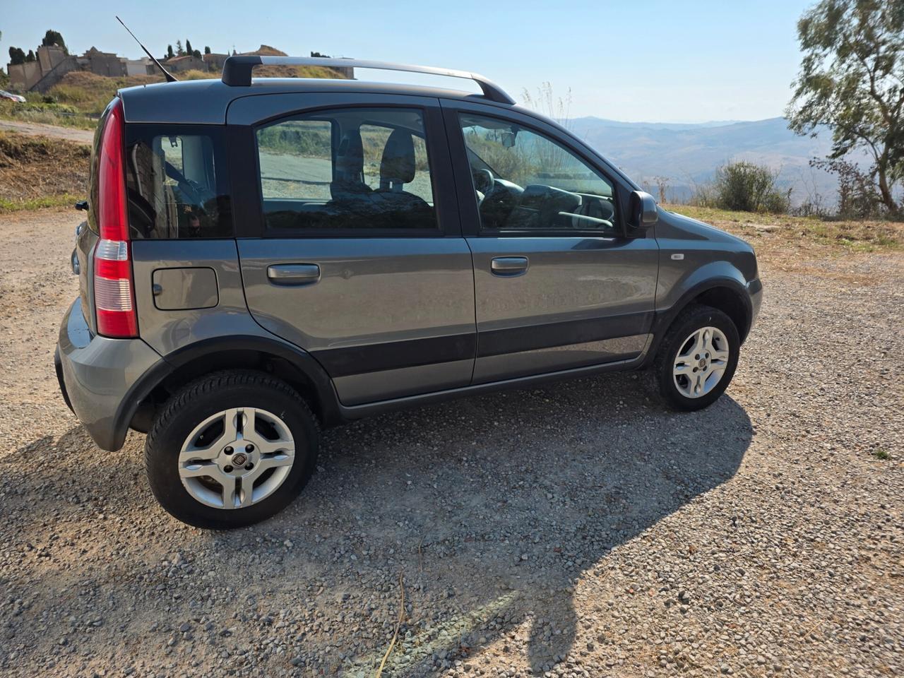 Fiat Panda 1.3 MJT 16V DPF 4x4 Climbing ELD