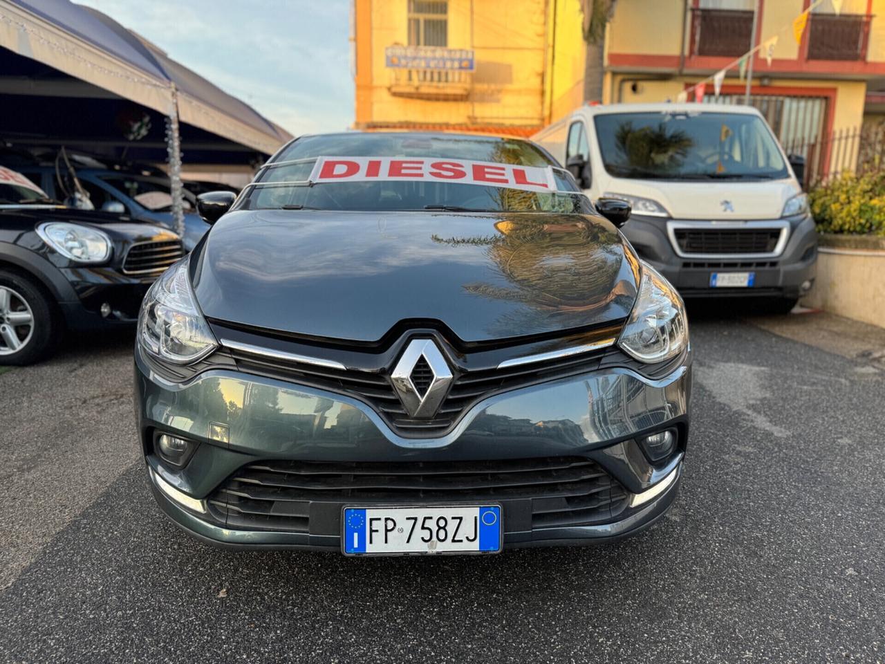 Renault Clio dCi 8V 75 CV Start&Stop 5 porte Energy Duel