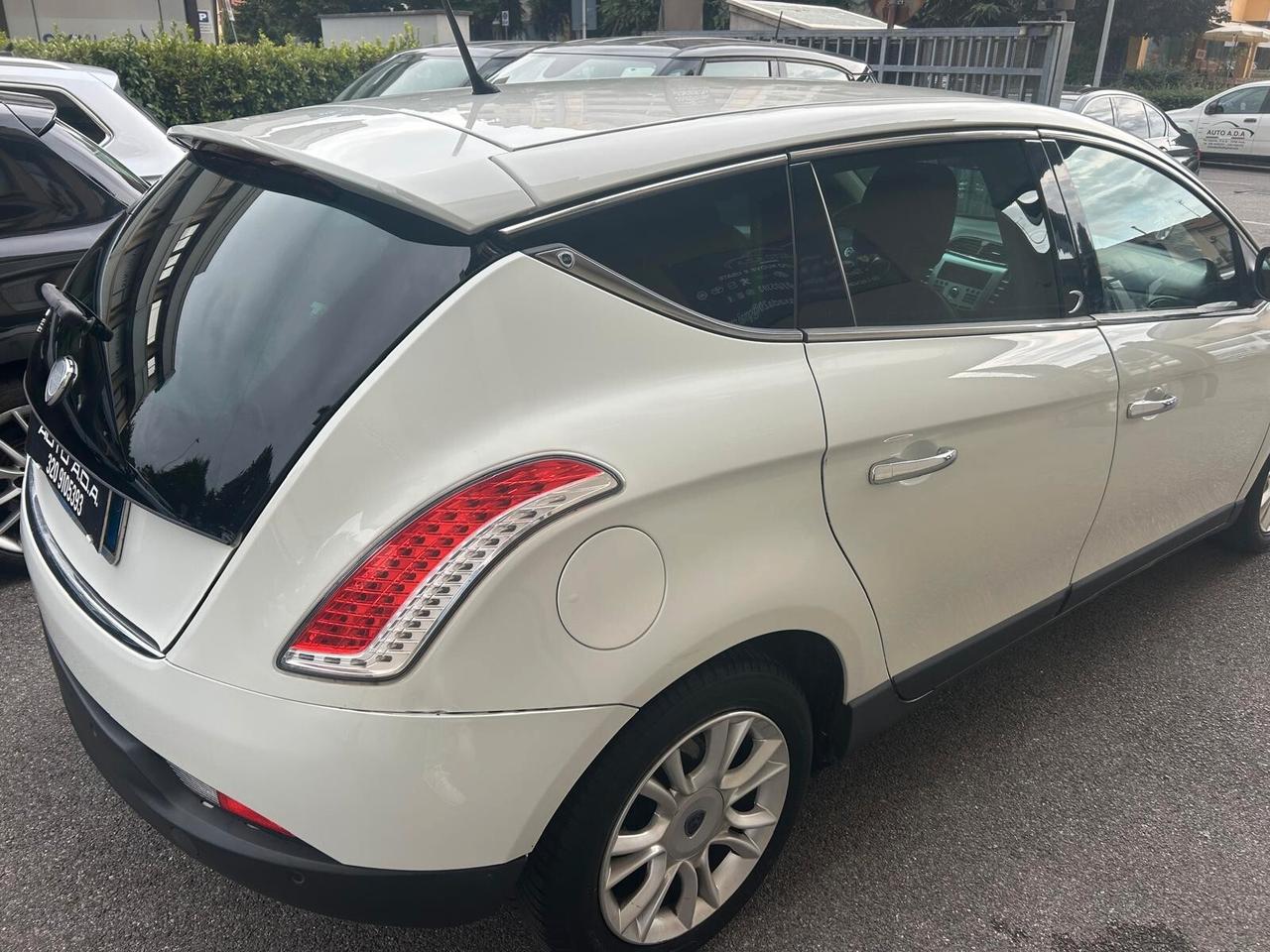 Lancia Delta 1.6 MJT DPF 105 CV Gold