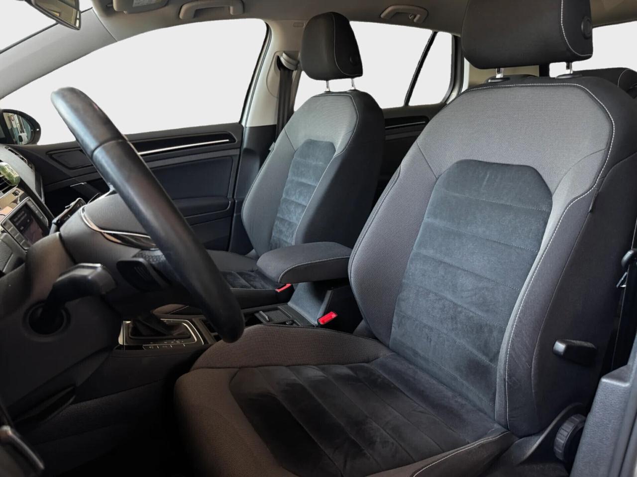 Volkswagen Golf SOLO 13.900 KM, 1.4 TSI 125 CV DSG 5p.