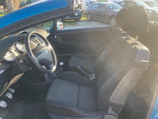 PEUGEOT 207 1.6 HDi 110CV CC Féline