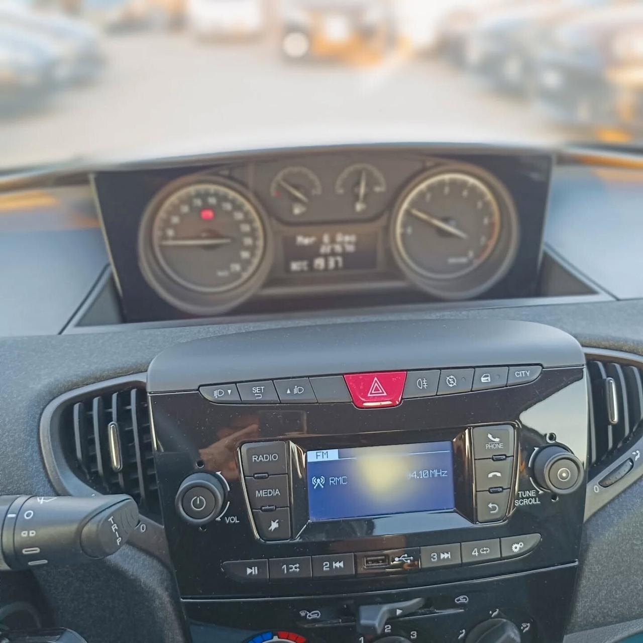 Lancia Ypsilon 1.0 SOLI 23.000KM