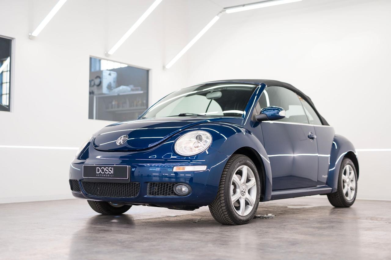 Volkswagen New Beetle 1.6 Cabrio