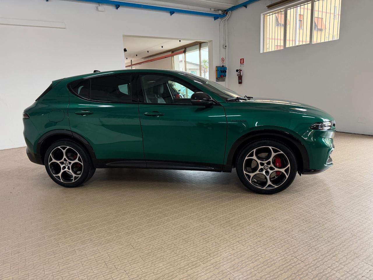 Alfa Romeo Tonale 1.6 diesel 130 CV TCT6 Veloce Verde Montreal