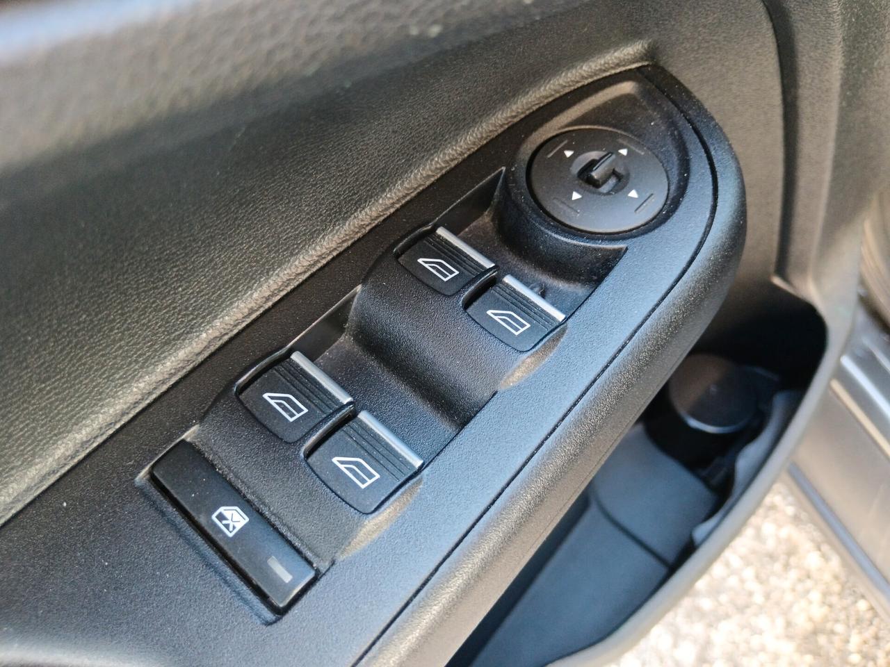 Ford B Max 1.5 TDCi 95CV NUOVISSIMA