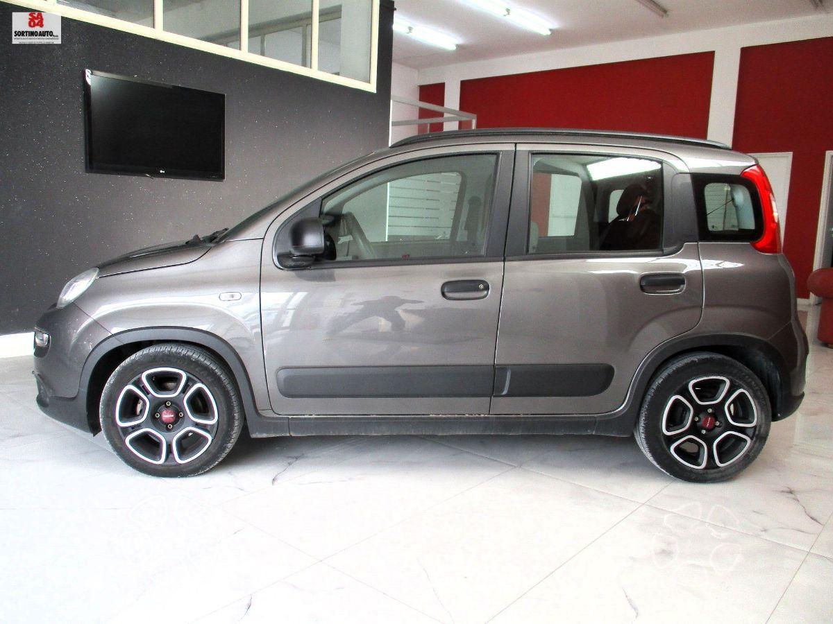 FIAT Panda 1.0 S&S Hybrid City Life-KM40000