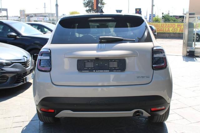 Fiat 600 1.2 hybrid 110cv AUTOM. con Navi e CarPlay