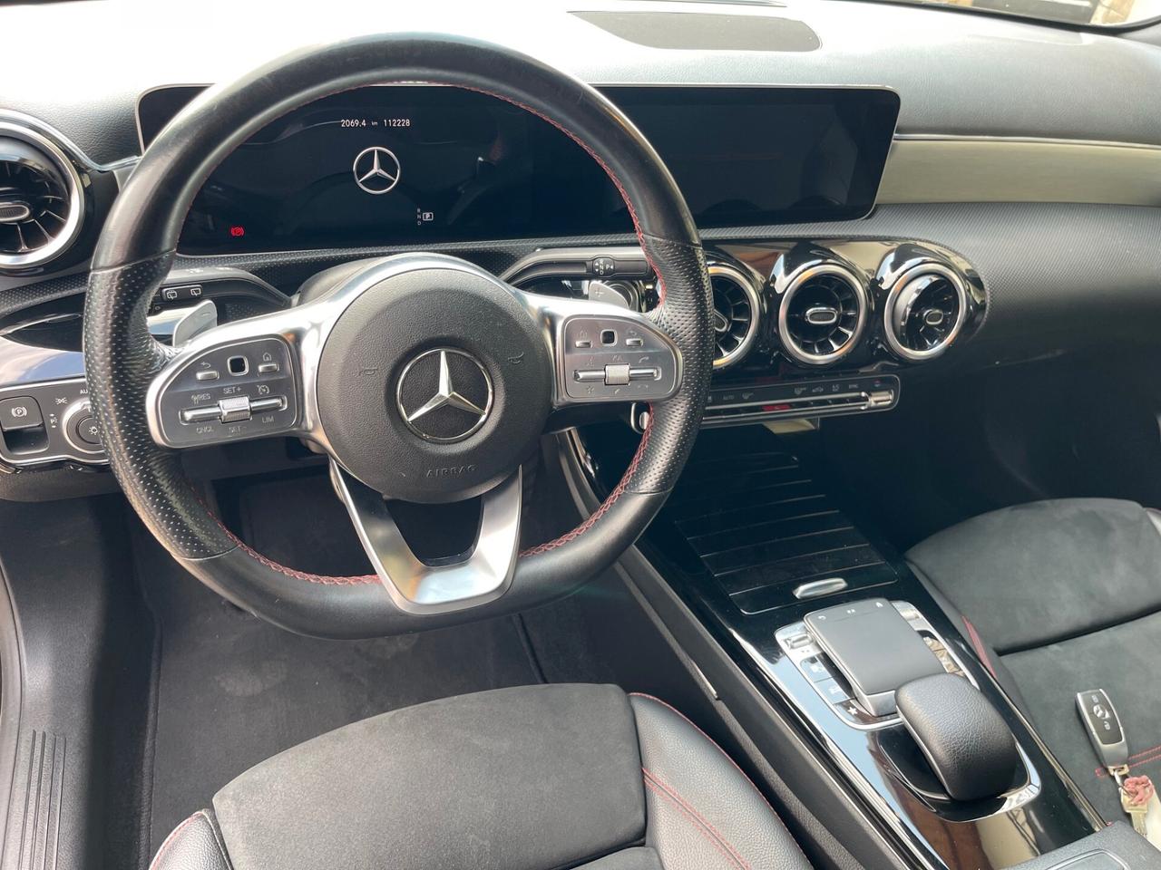 Mercedes-benz A 180 Automatic Premium AMG