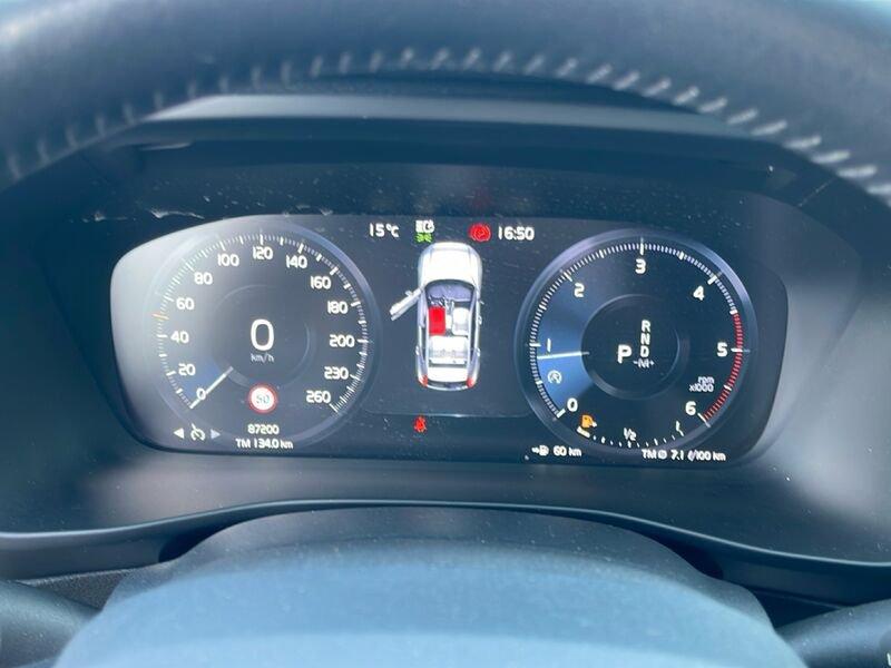 Volvo XC40 D3 AWD Geartronic Business Plus