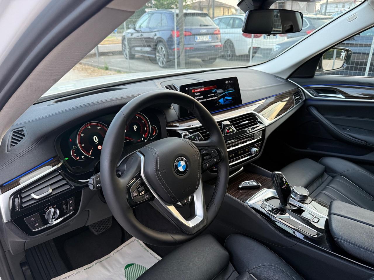 Bmw 520 520d xDrive Touring Luxury Full Tettto Pelle Navi