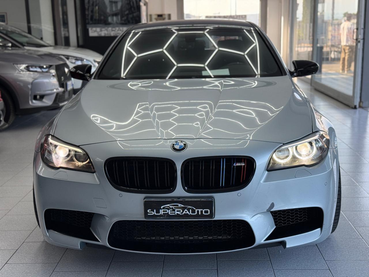 Bmw M5 4.4 V8 Accettiamo permute