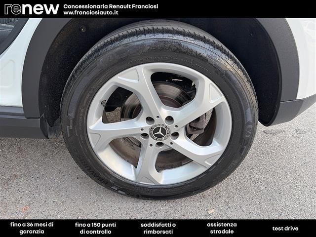 MERCEDES-BENZ GLA 200 D Sport 7G-DCT