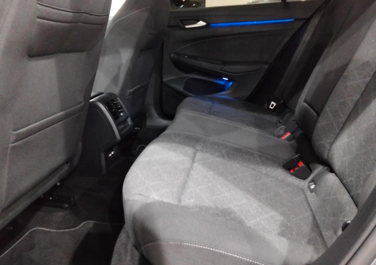Volkswagen Golf 8 2.0 TDI DSG SCR Style 34.164 Km