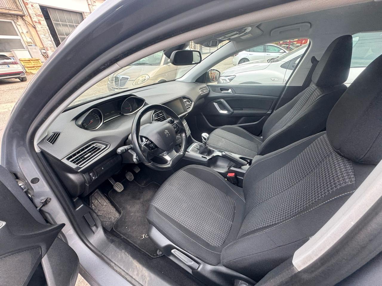 PEUGEOT 308 1.6 BLUEHDI EURO 6 – GARANZIA 12 MESI – KM CERTIFICATI