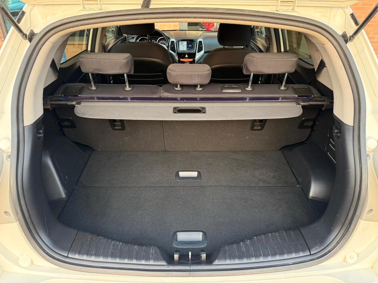 Ssangyong Tivoli 1.6d 2WD